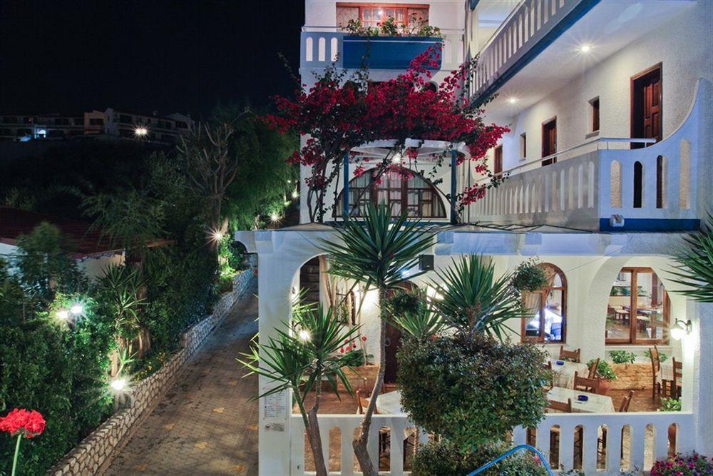 Folia Apartments Chania Agia Marina Exterior foto
